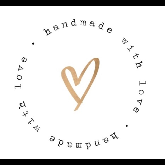 Meet your Posh Ambassador, Mariah - Picture 3 of 5